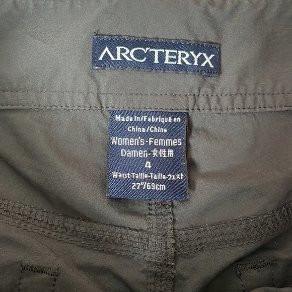 Arc’teryx Women’s Shorts Grey Size 4 - Picture 3 of 5